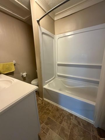 1027 S McCann Street, Kokomo, IN 46902