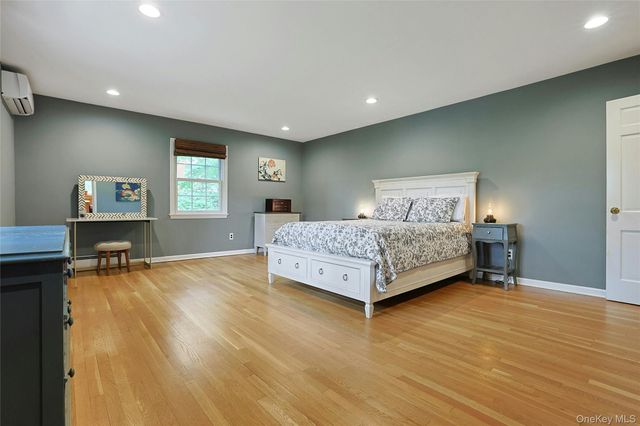 11 Kitchel Road, Mount Kisco, NY 10549