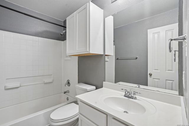 229 HEREFORD ST, Cibolo, TX 78108
