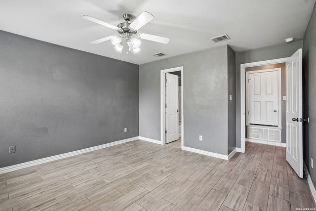 229 HEREFORD ST, Cibolo, TX 78108