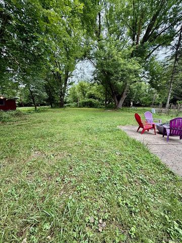 23050 Norfolk Street, Detroit, MI 48219