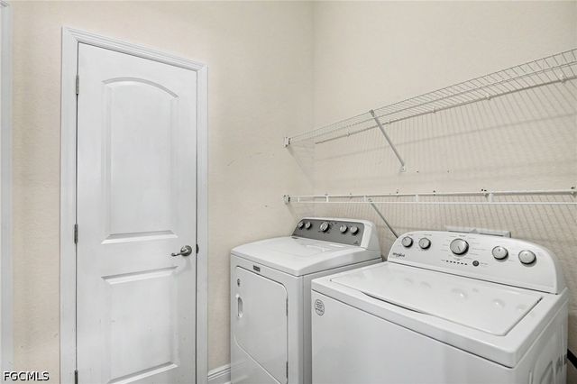 1006 NE 33rd ST, Cape Coral, FL 33909