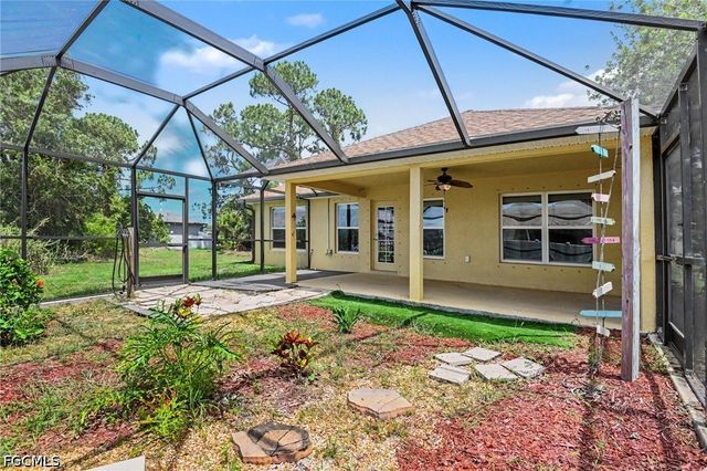 1006 NE 33rd ST, Cape Coral, FL 33909