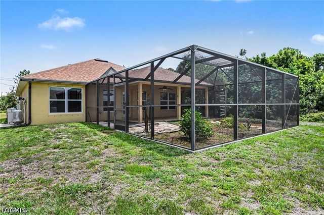 1006 NE 33rd ST, Cape Coral, FL 33909