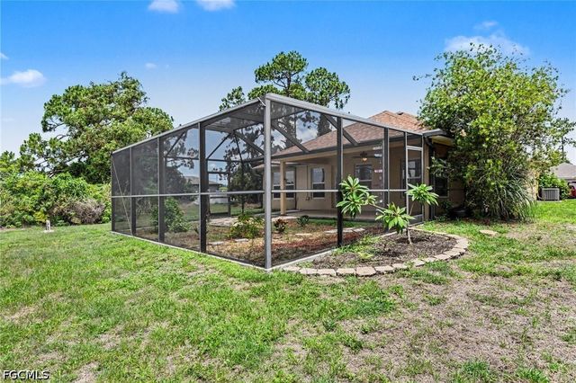 1006 NE 33rd ST, Cape Coral, FL 33909