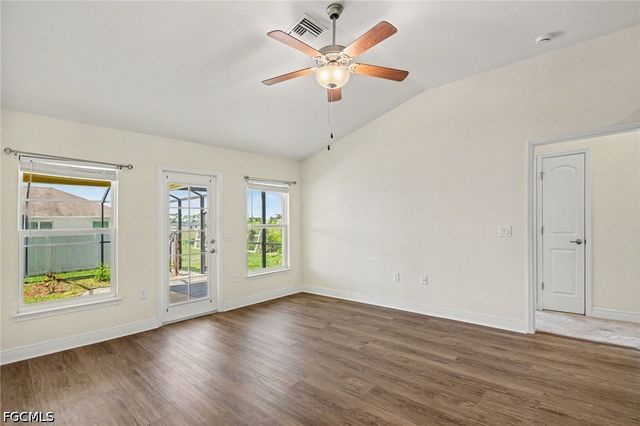 1006 NE 33rd ST, Cape Coral, FL 33909