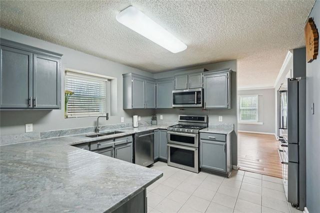 2100 Green Tree Court, Lithonia, GA 30058