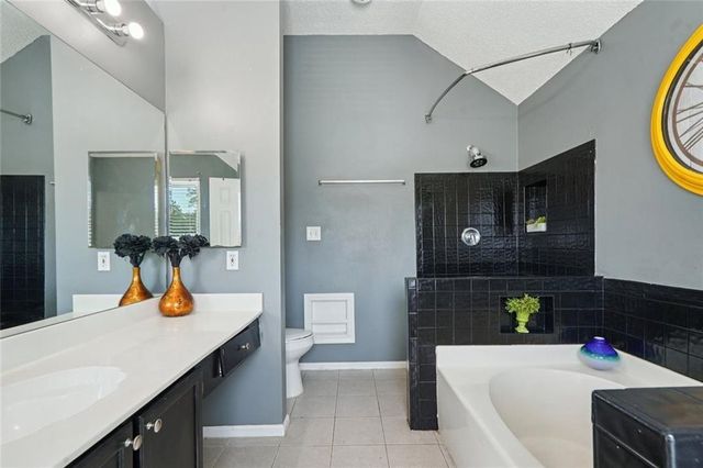 2100 Green Tree Court, Lithonia, GA 30058