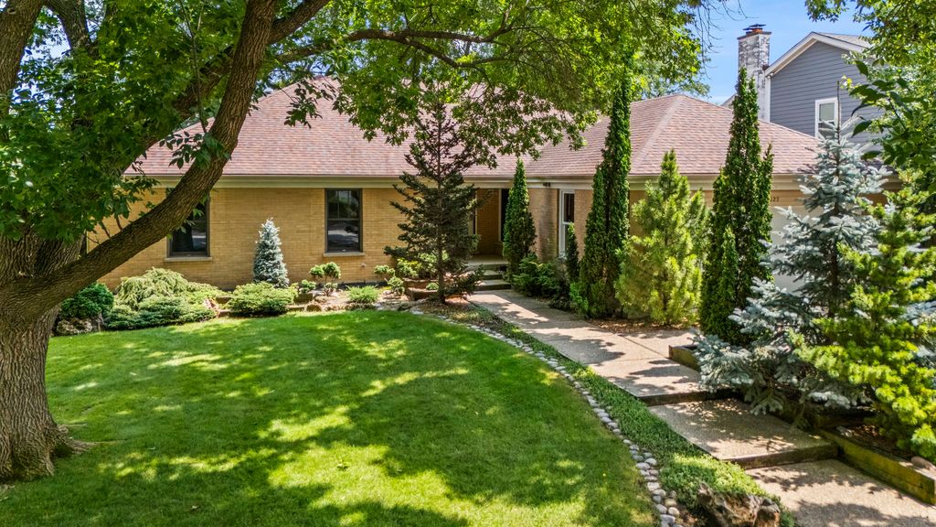 4023 N Ridge Avenue, Arlington Heights, IL 60004 — photo 2