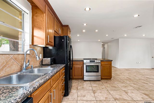 5344 Boone Ave, Baton Rouge, LA 70808