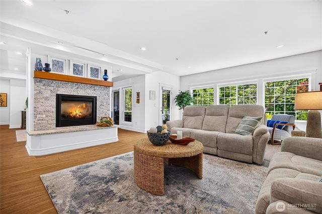 2427 Sundown Court, Anacortes, WA 98221