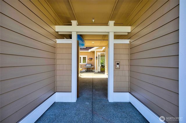 2427 Sundown Court, Anacortes, WA 98221