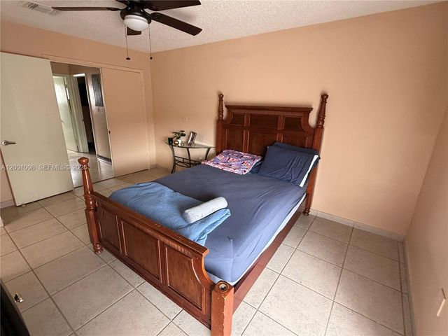 10959 SW 72nd Ter, Miami, FL 33173