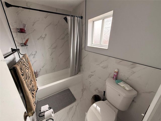 10959 SW 72nd Ter, Miami, FL 33173