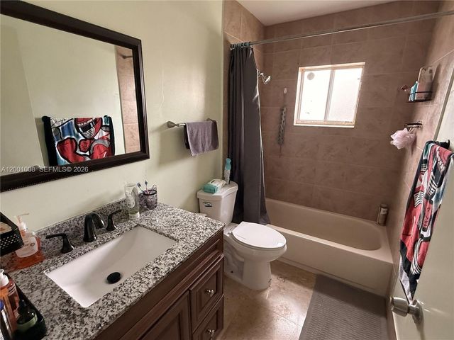 10959 SW 72nd Ter, Miami, FL 33173