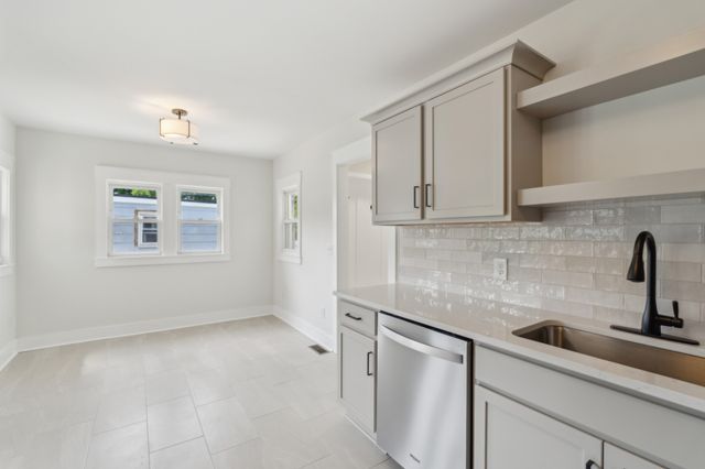 2003 26th Ave, N, Nashville, TN 37208