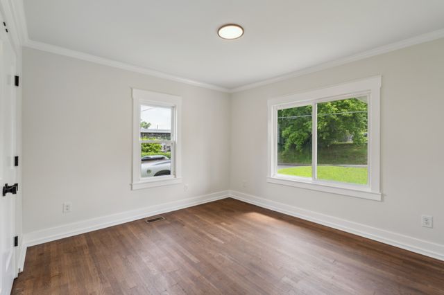 2003 26th Ave, N, Nashville, TN 37208