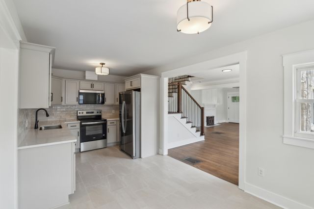 2003 26th Ave, N, Nashville, TN 37208