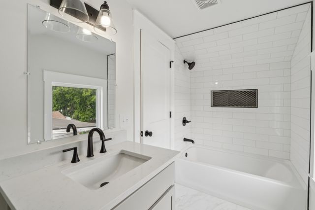 2003 26th Ave, N, Nashville, TN 37208