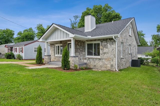 2003 26th Ave, N, Nashville, TN 37208