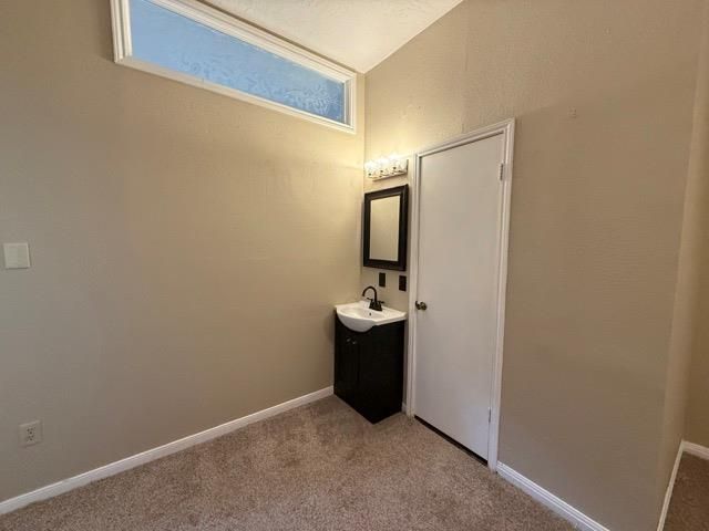 1809 Whitney WAY, Austin, TX 78741