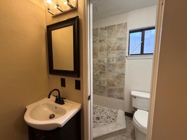 1809 Whitney WAY, Austin, TX 78741