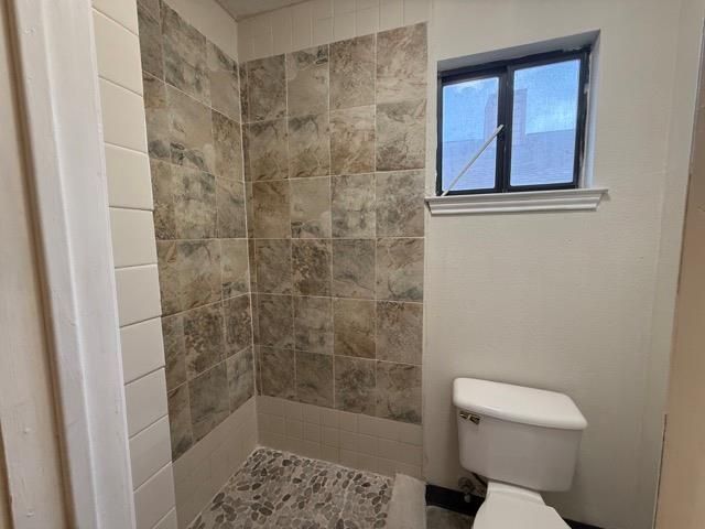 1809 Whitney WAY, Austin, TX 78741