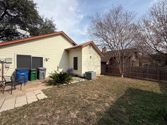 1809 Whitney WAY, Austin, TX 78741