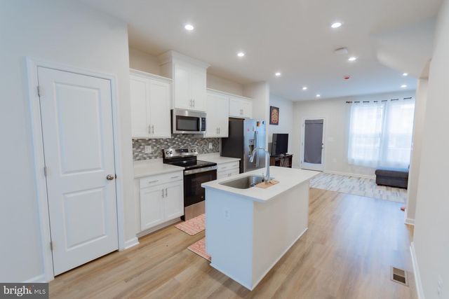 154 COOLIDGE AVE, Ranson, WV 25438