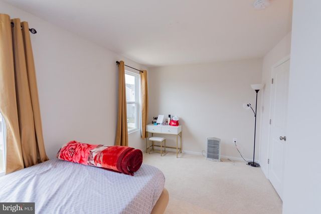 154 COOLIDGE AVE, Ranson, WV 25438