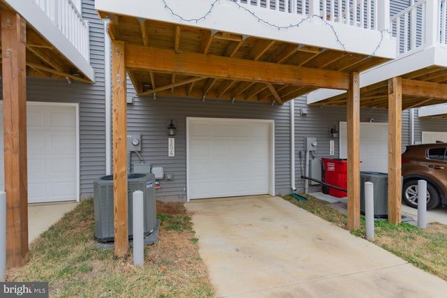 154 COOLIDGE AVE, Ranson, WV 25438