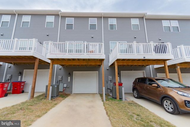 154 COOLIDGE AVE, Ranson, WV 25438