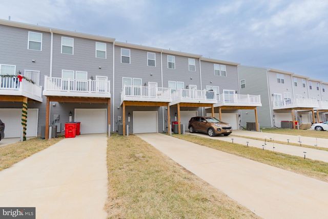 154 COOLIDGE AVE, Ranson, WV 25438