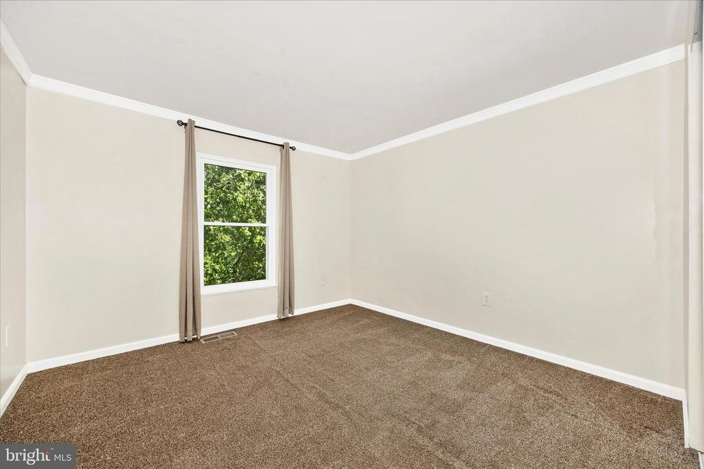 Image 20 of property listing at 1667 COLONIAL WAY, Frederick, MD 21702