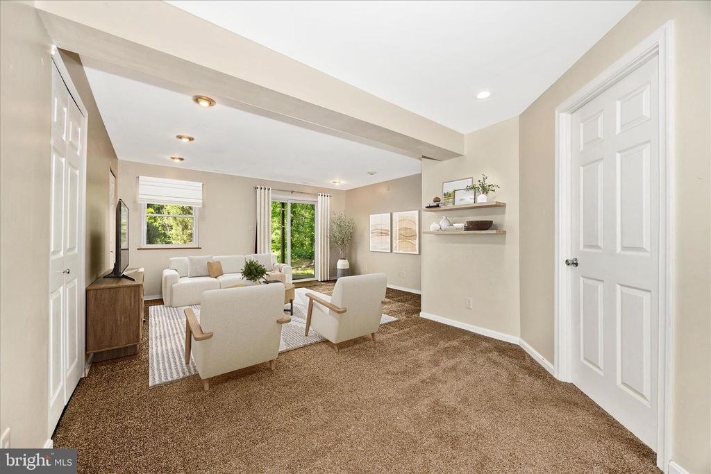 Image 23 of property listing at 1667 COLONIAL WAY, Frederick, MD 21702