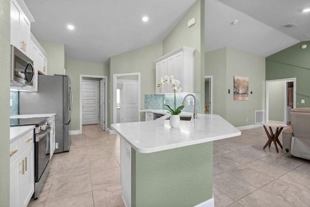 9696 SE 157TH PLACE, Summerfield, FL 34491