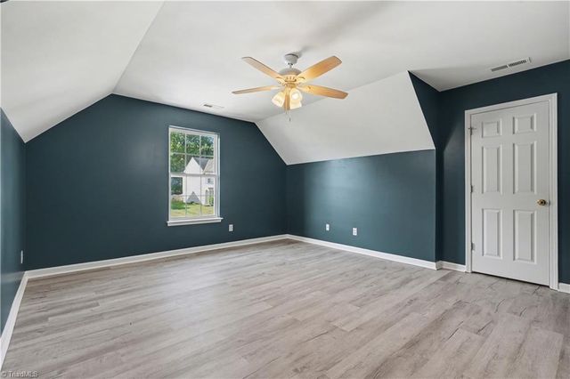1579 Pondhaven Drive, High Point, NC 27265