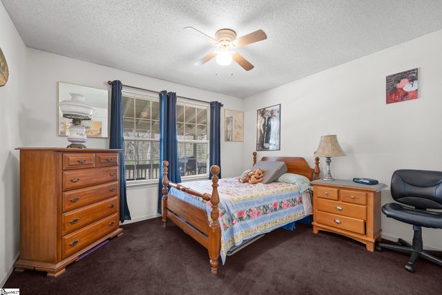 2883 N Highway 101, Greer, SC 29651