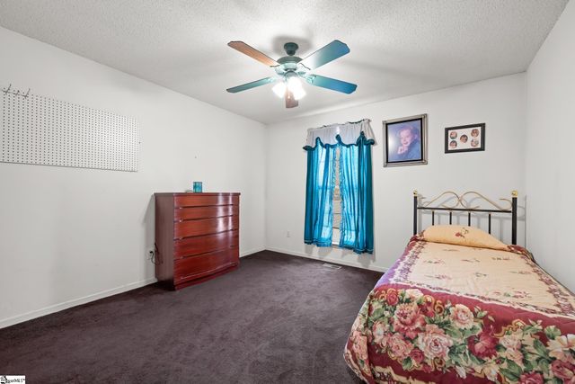 2883 N Highway 101, Greer, SC 29651