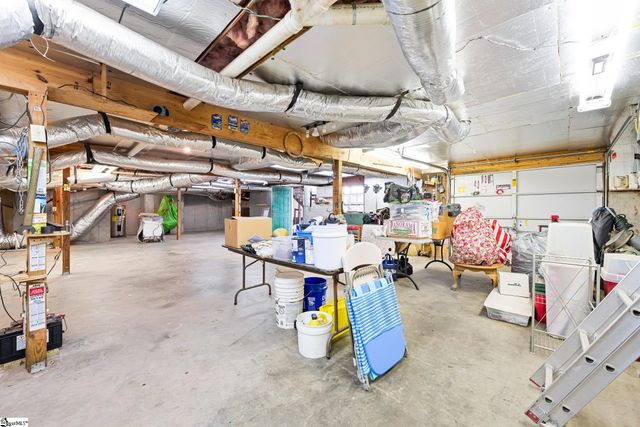 2883 N Highway 101, Greer, SC 29651