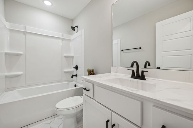 1097 Landing Lane Lot 7, Adams, TN 37010