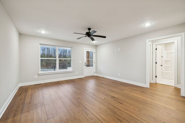 1097 Landing Lane Lot 7, Adams, TN 37010