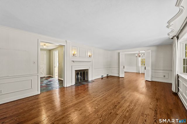 12 Timrod Road, West Hartford, CT 06107