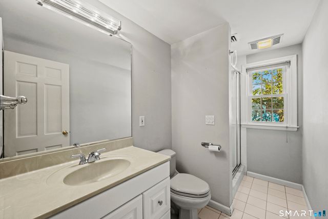 12 Timrod Road, West Hartford, CT 06107