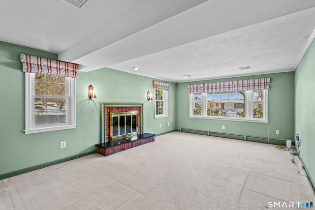 12 Timrod Road, West Hartford, CT 06107