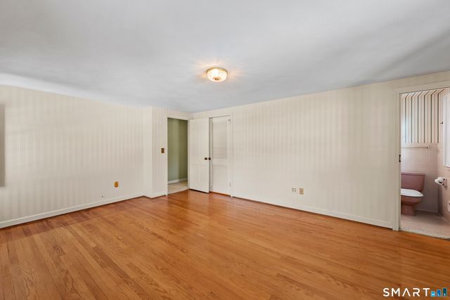 12 Timrod Road, West Hartford, CT 06107