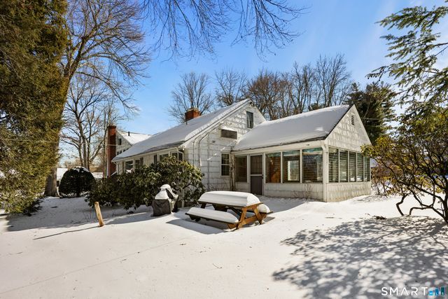 12 Timrod Road, West Hartford, CT 06107