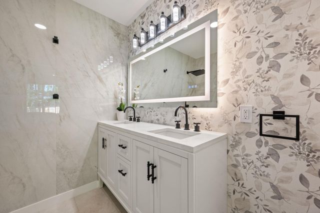 8411 Kimble CV, Austin, TX 78757