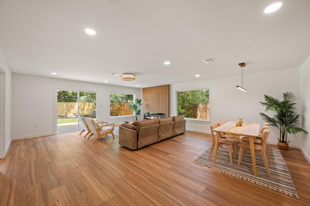 8411 Kimble CV, Austin, TX 78757