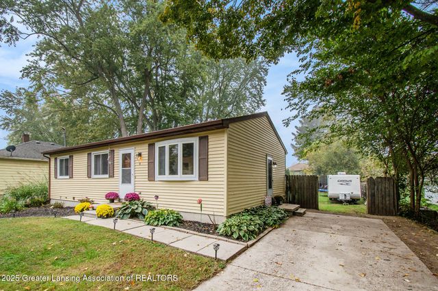 618 Forest Street, Eaton Rapids, MI 48827